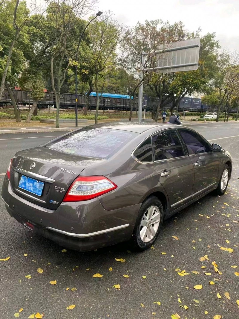 廈門11年日產天籟7