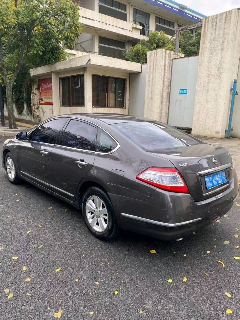 廈門11年日產天籟8