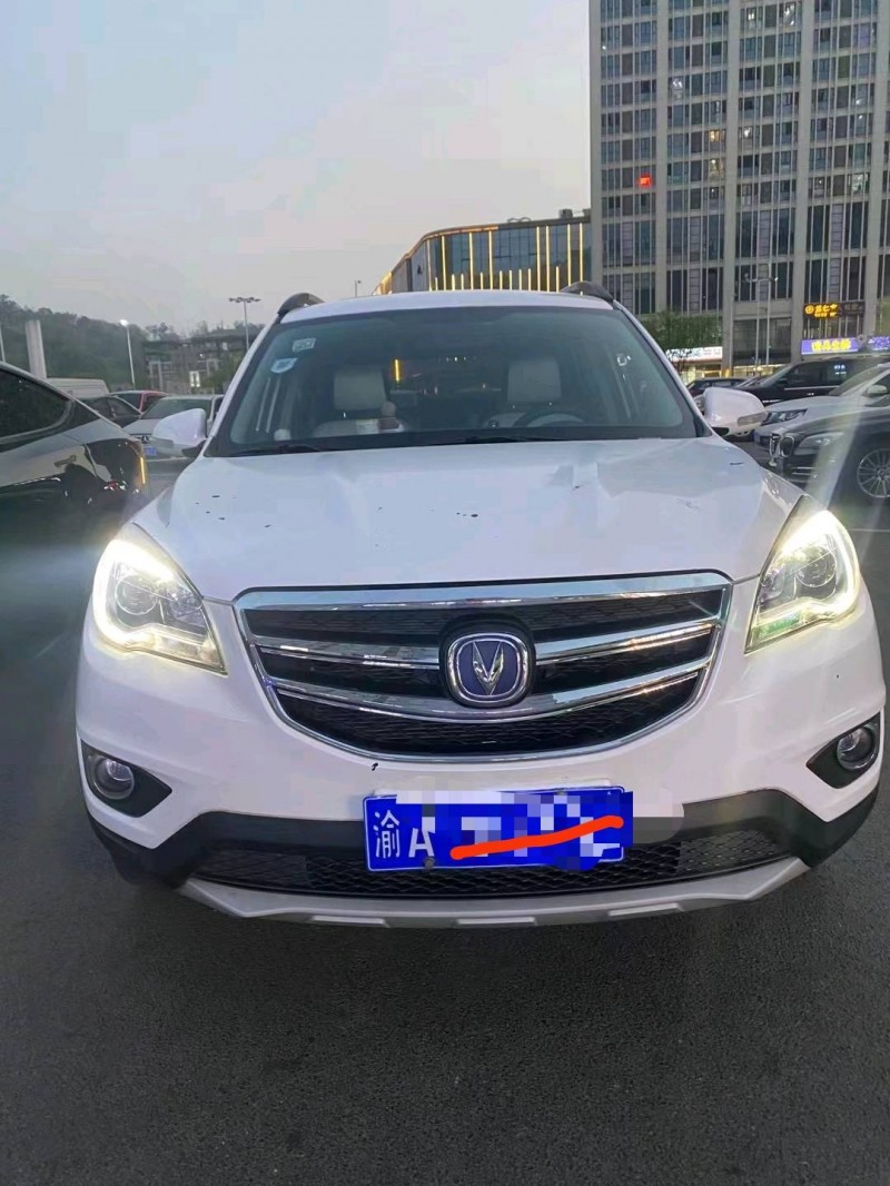 重慶18年長安汽車CS351
