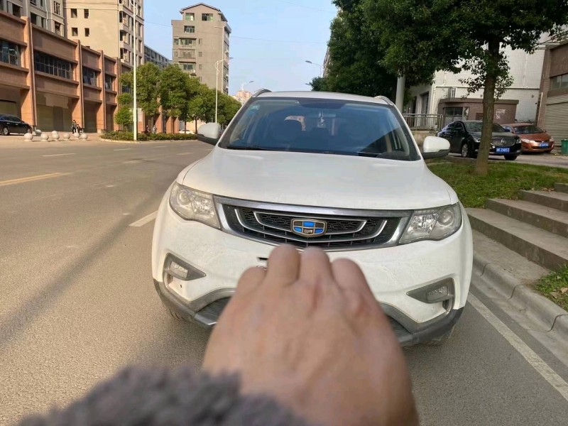 長沙17年吉利博越1