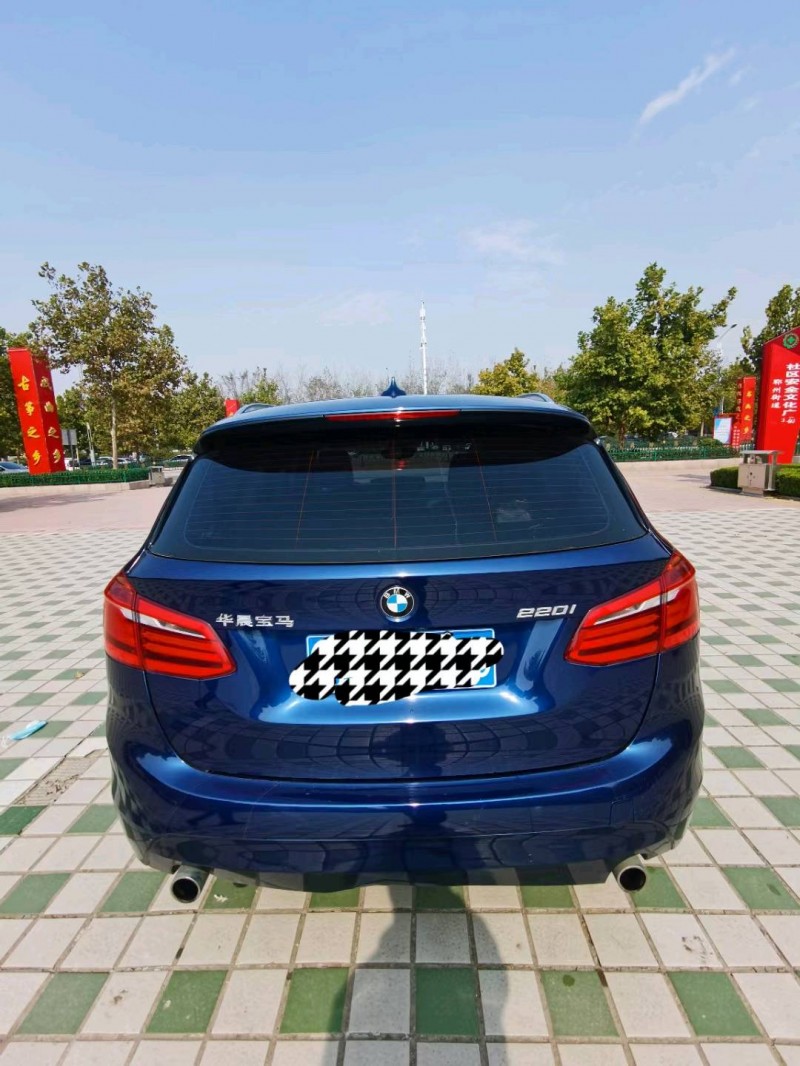 北京18年宝马2系9