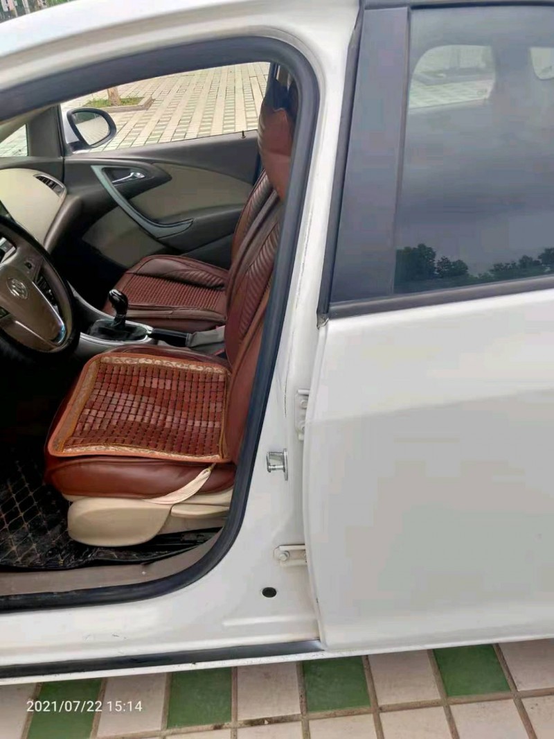 北京15年别克英朗GT5