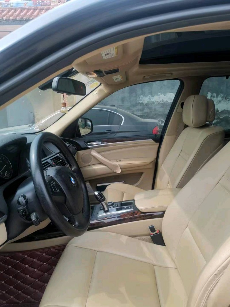 北京13年宝马X57