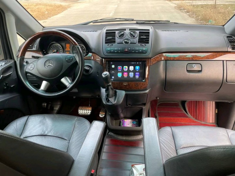 北京12年奔驰唯雅诺5