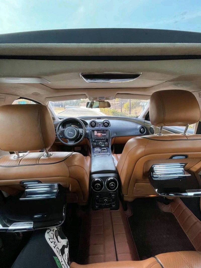 青岛10年捷豹XJ6