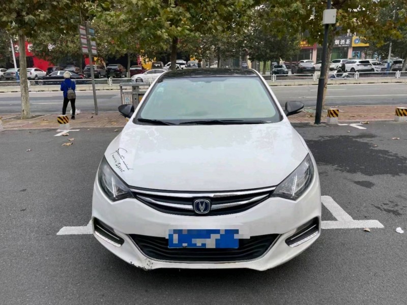 青島18年長安汽車逸動1