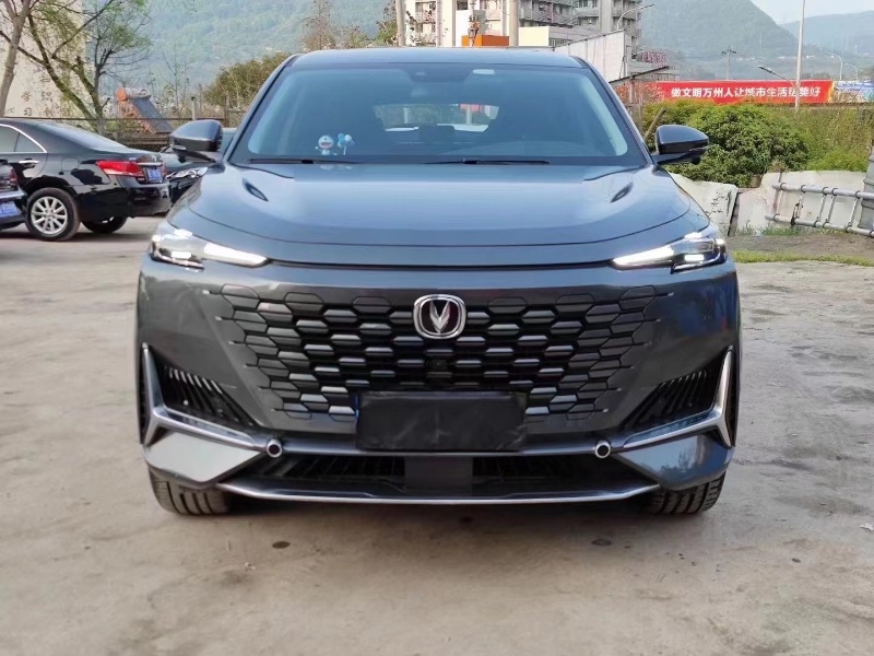 重慶21年長安汽車UNI-K1