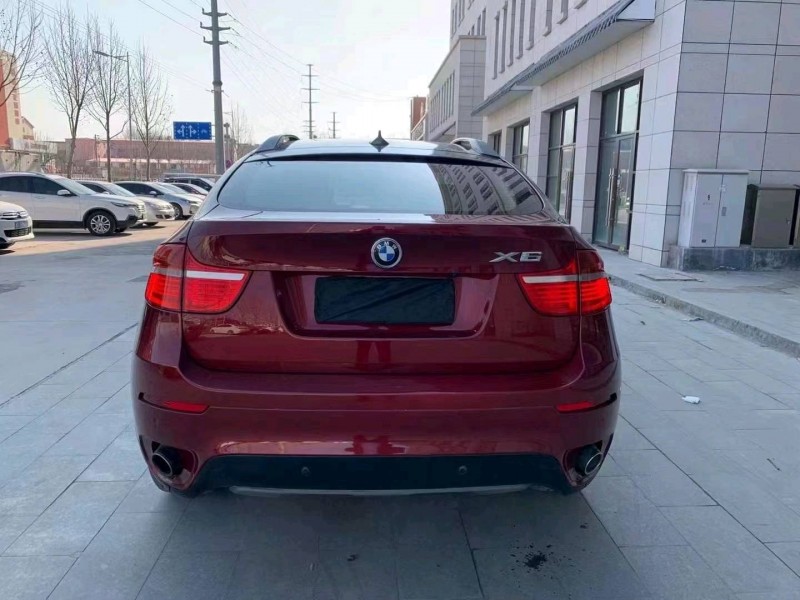東營10年寶馬X64