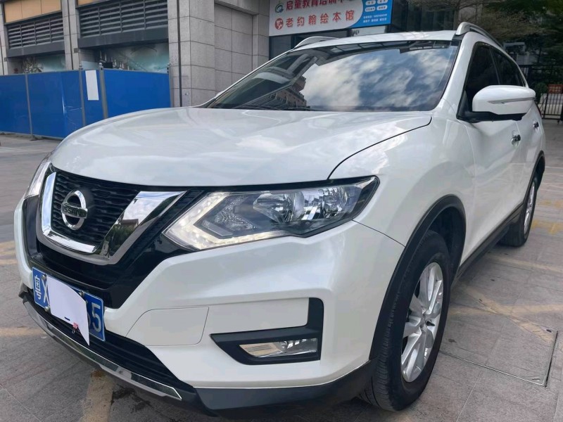 佛山18年日產奇駿3