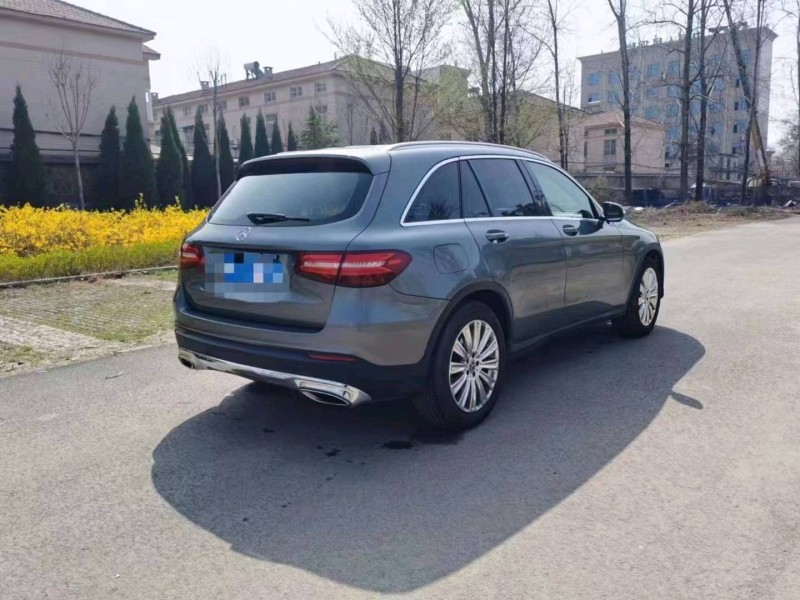 东营17年奔驰GLC8