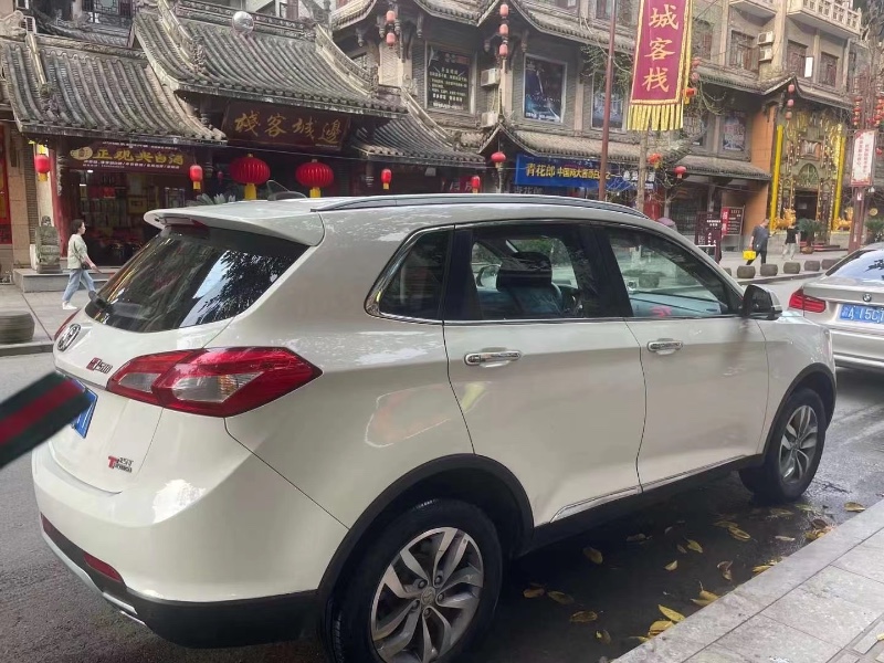 重慶18年北汽威旺S505