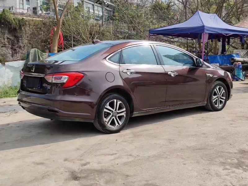重慶16年納智捷U5 SUV8