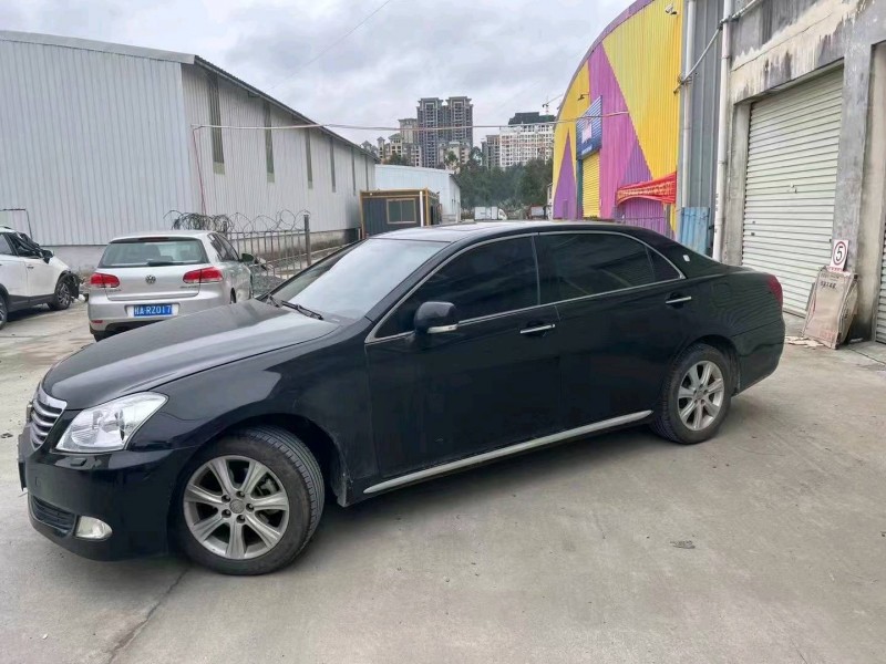 佛山10年豐田皇冠3