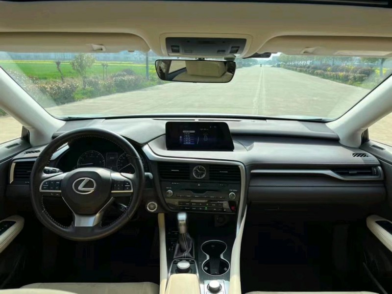 盐城18年雷克萨斯RX8