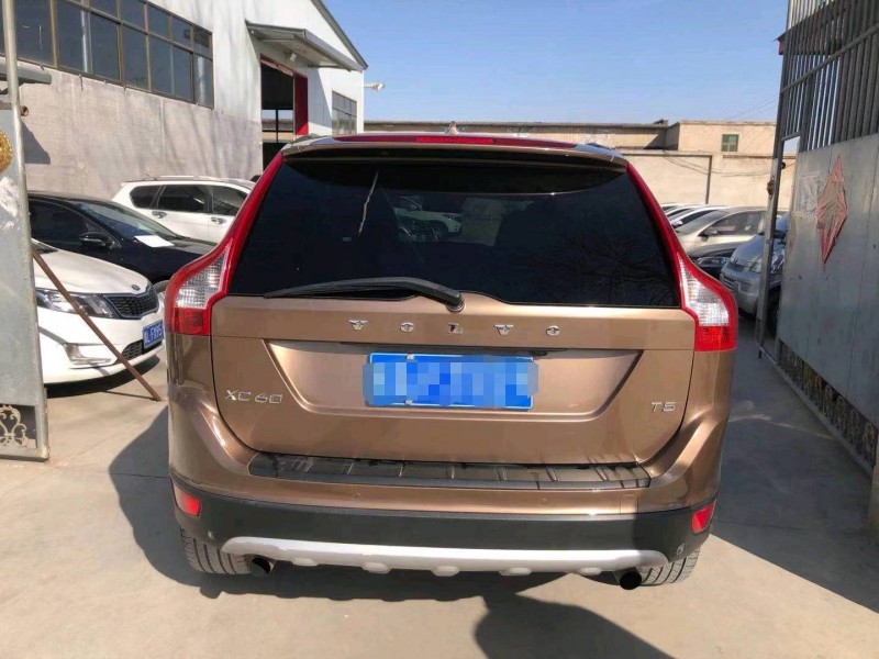 保定13年沃爾沃XC601