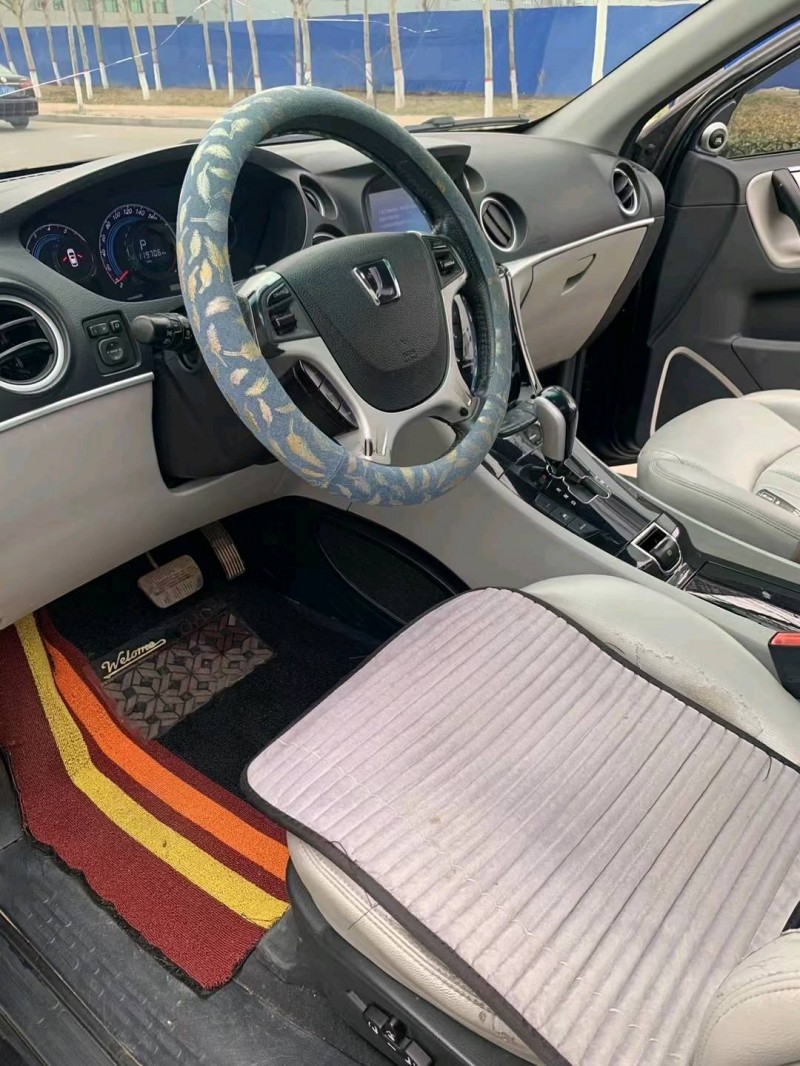 保定14年納智捷大7 SUV5