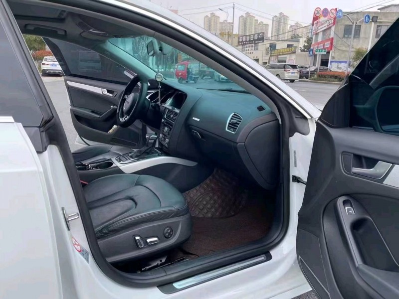 北京15年奥迪A58