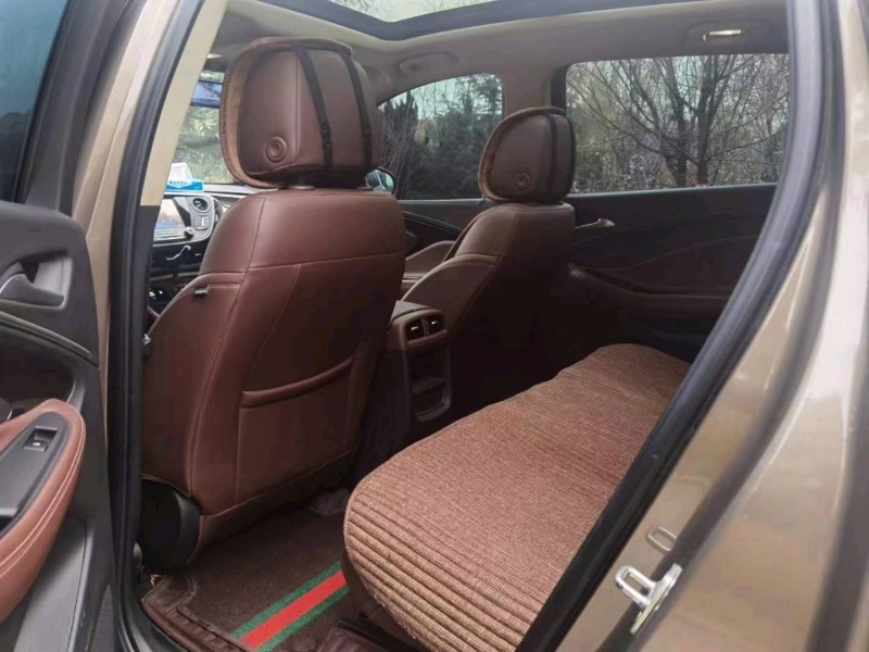 北京18年别克昂科威5