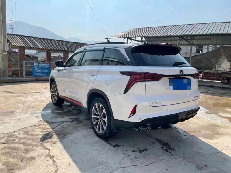 赤峰21年長安汽車CS757