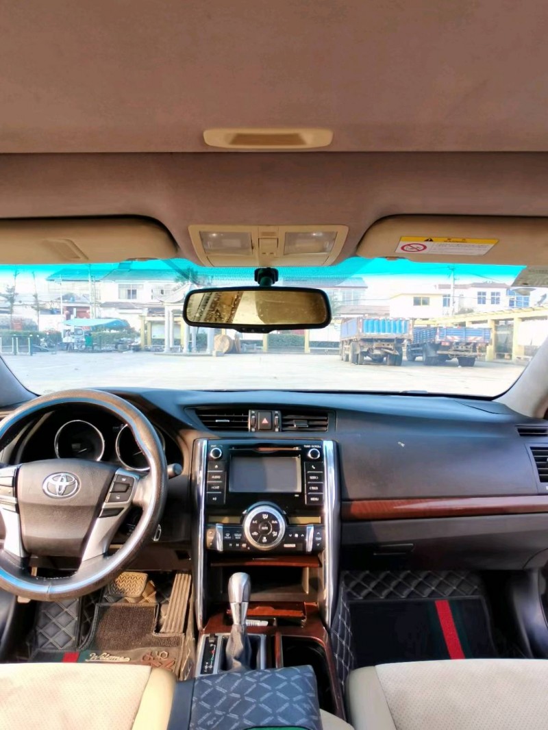 徐州14年丰田锐志9