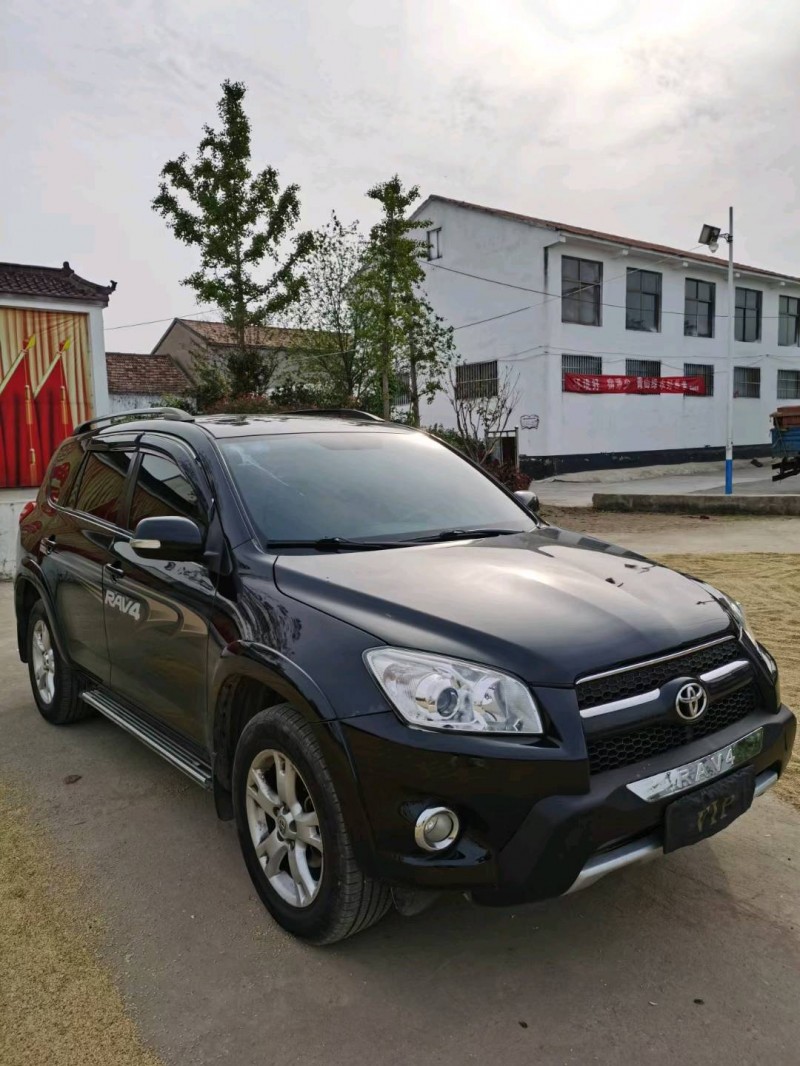 徐州12年丰田RAV43