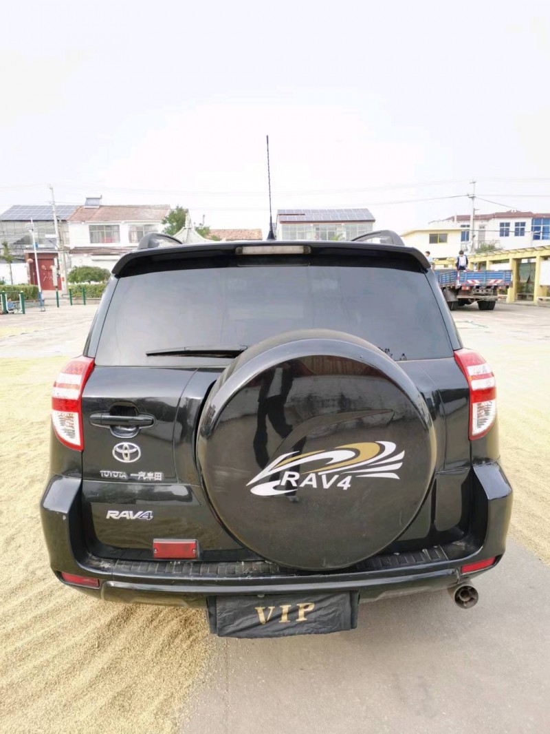 徐州12年丰田RAV45