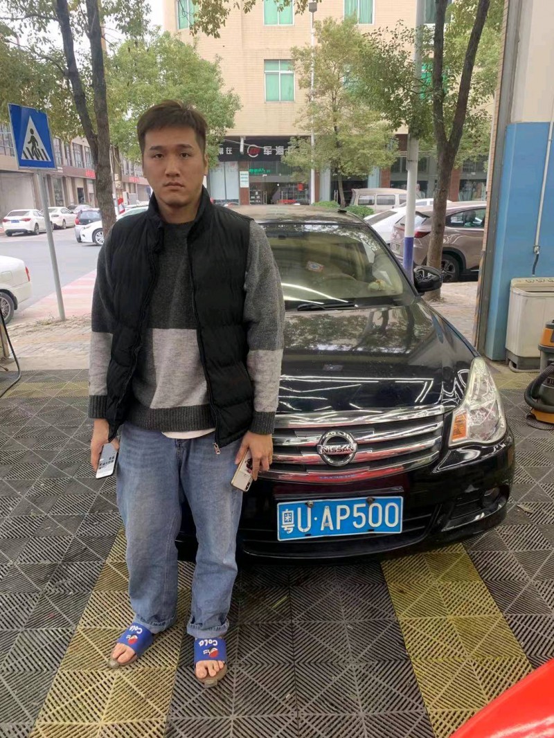 衡陽13年日產軒逸1