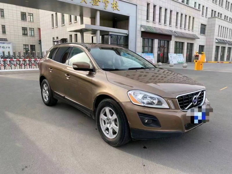 烟台10年沃尔沃XC604