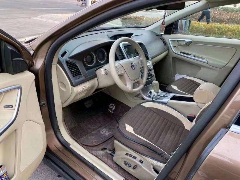 烟台10年沃尔沃XC602