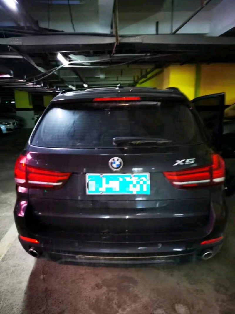 延安16年寶馬X52