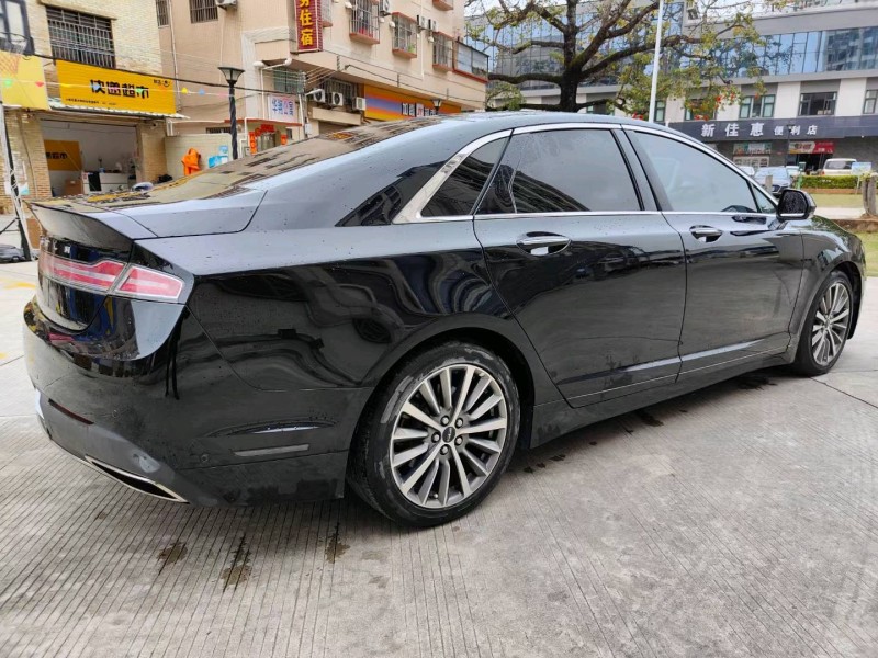 中山18年林肯MKZ2
