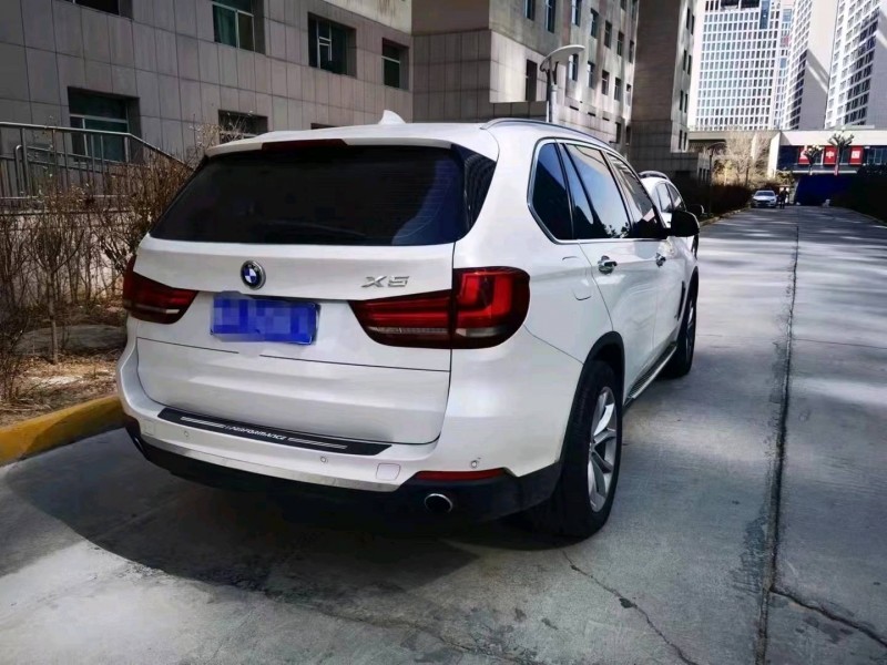 武威14年寶馬X53