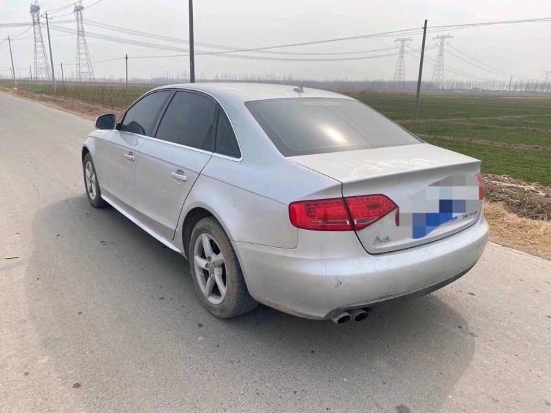 煙臺10年奧迪A4L6