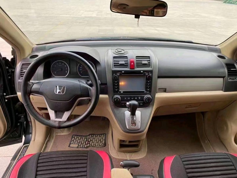 東營12年本田CR-V7