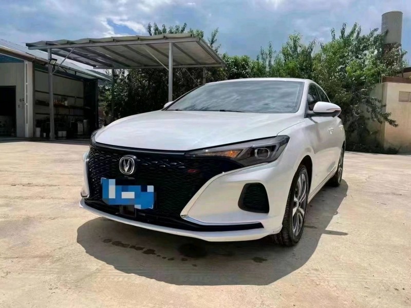 麗江20年長安汽車逸動2