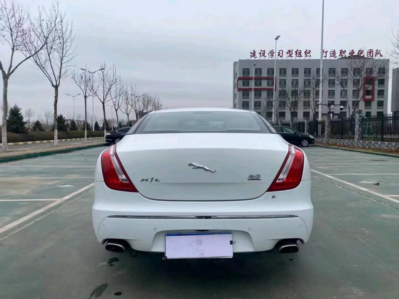 呂梁12年捷豹XJL9