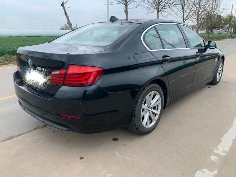 济宁13年宝马5系6