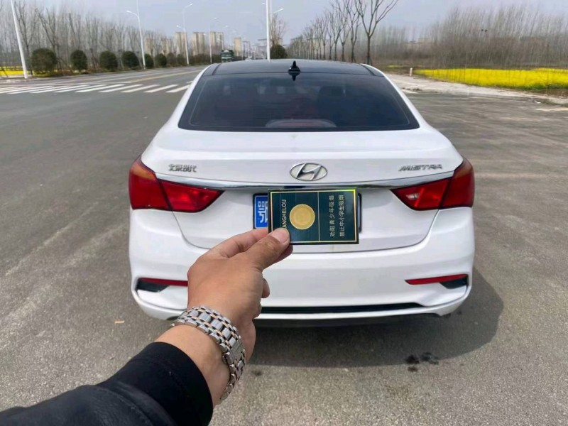 北京18年现代名图5