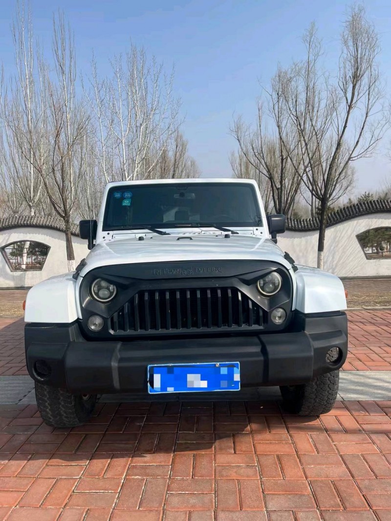 保定18年Jeep牧馬人1
