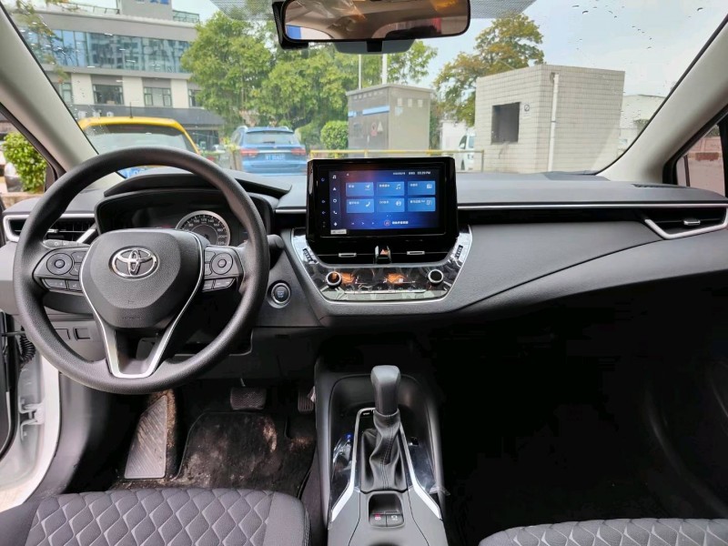 北京21年丰田亚洲狮8