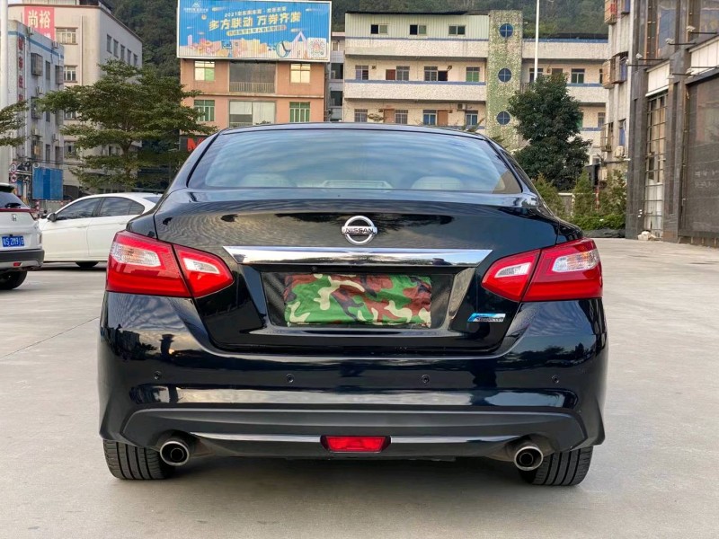 東莞17年日產天籟9