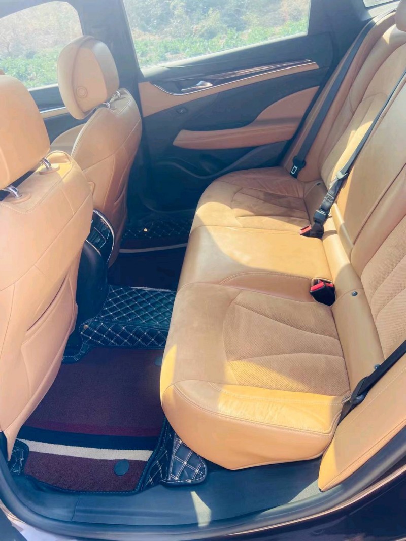 泰州18年别克君越5