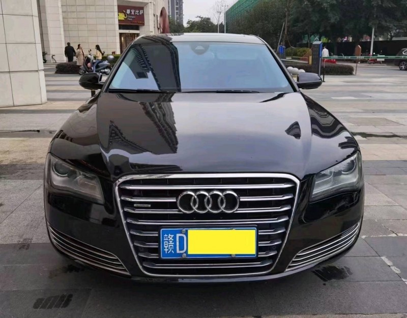 南寧12年奧迪A8L1