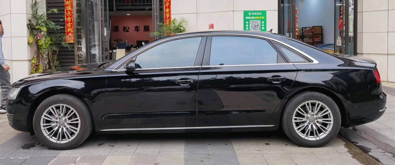 南寧12年奧迪A8L2