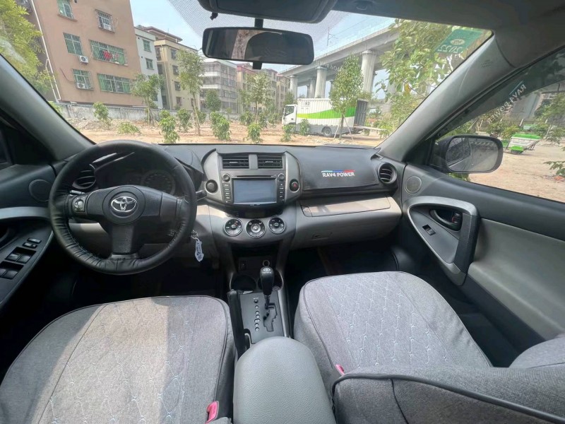 廣州10年豐田RAV46