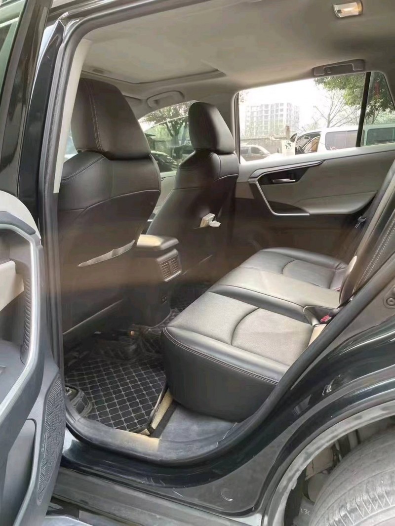 重慶19年豐田RAV4榮放4