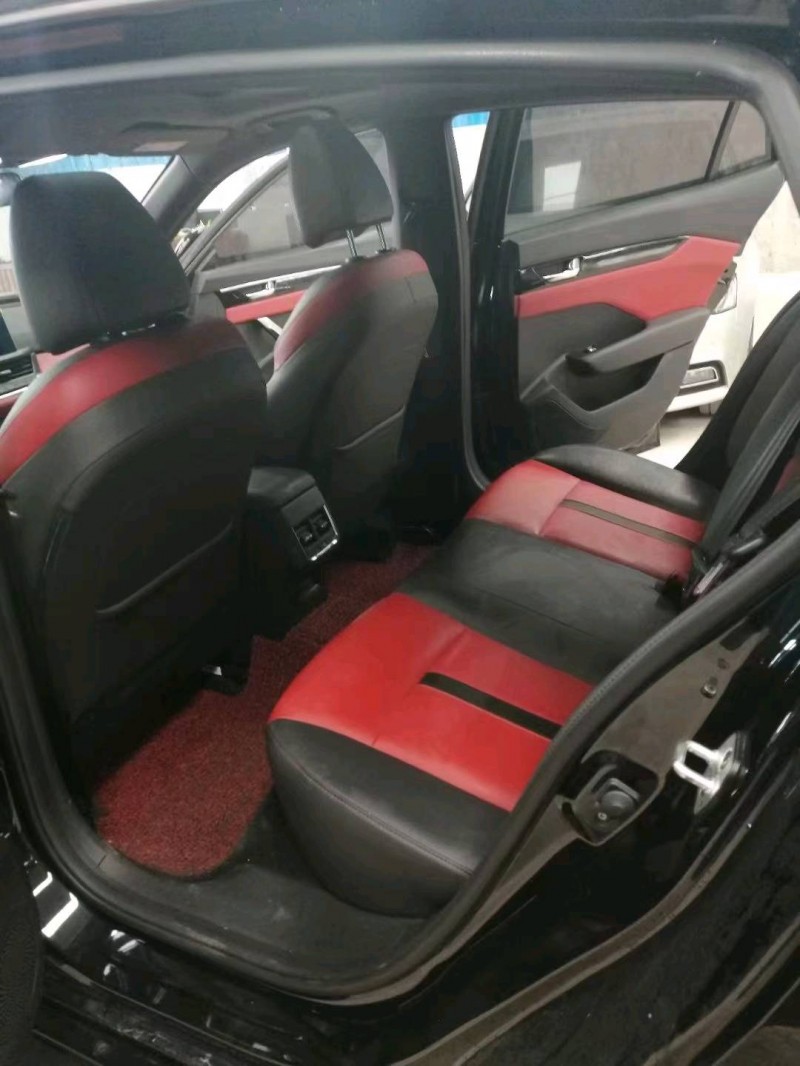 銅仁21年豐田YARiS L 致炫4