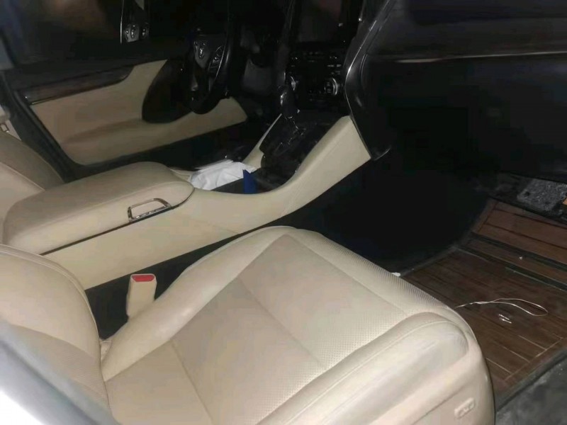 北京20年丰田埃尔法4