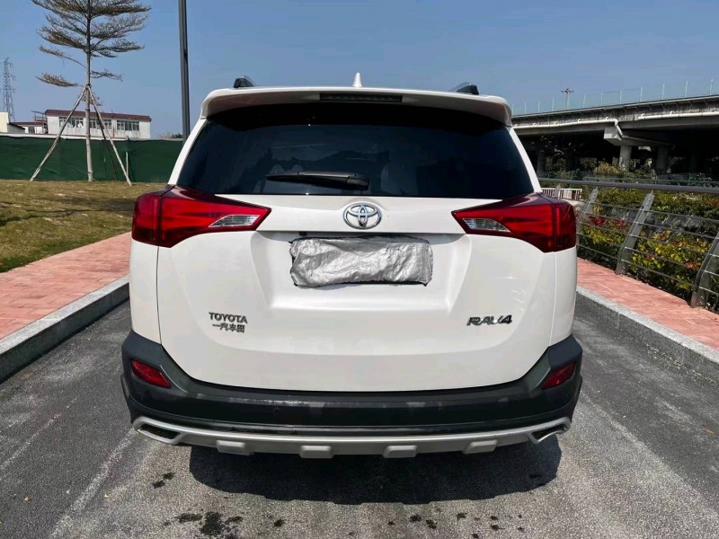 廣州16年豐田RAV47