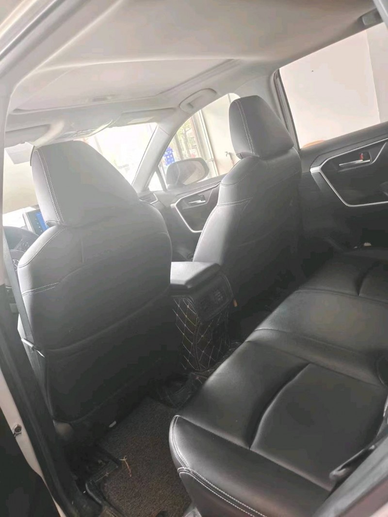 岳陽19年豐田RAV42